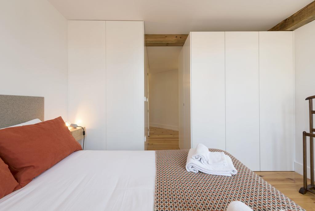 Lovelystay - Top Floor Balcony Apartment Porto Eksteriør bilde